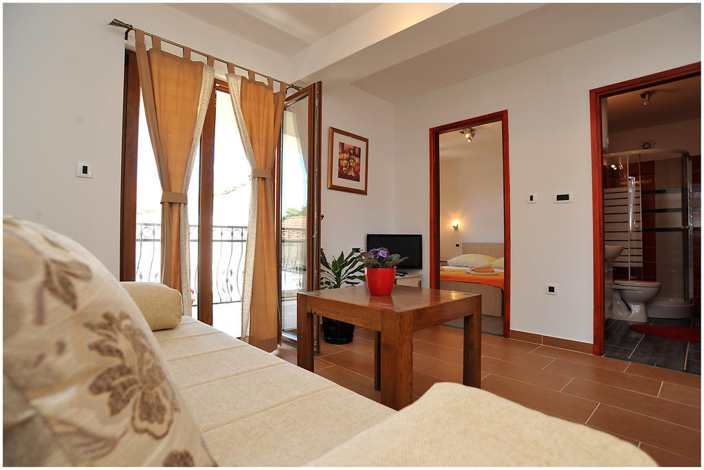 Apartments Cvita Bibinje Quarto foto