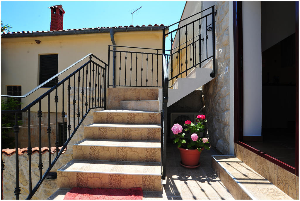 Apartments Cvita Bibinje Quarto foto