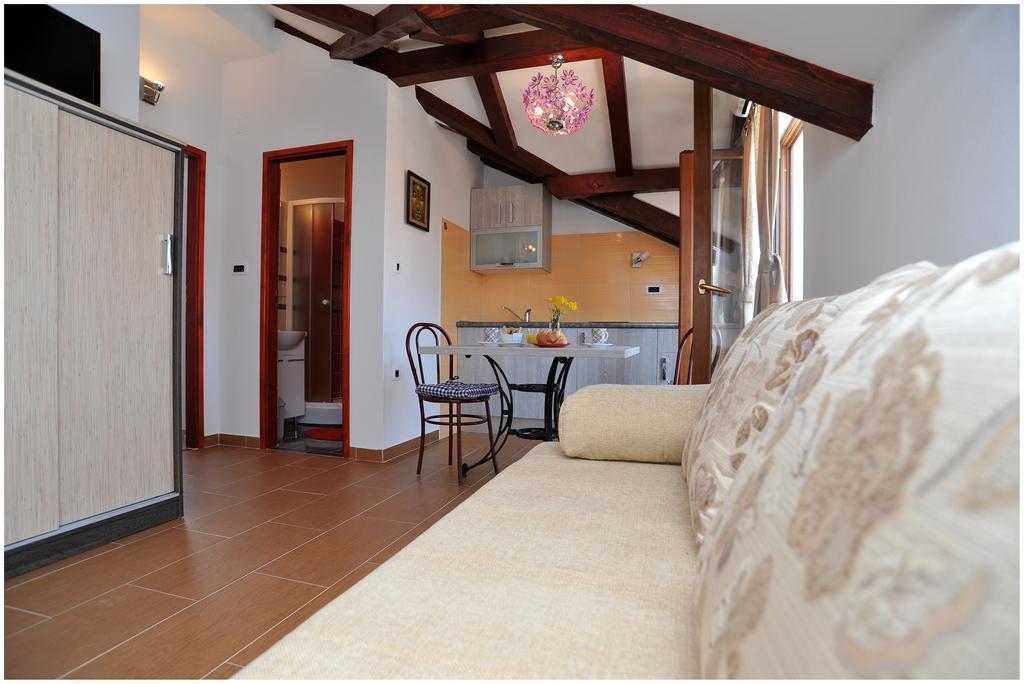 Apartments Cvita Bibinje Quarto foto